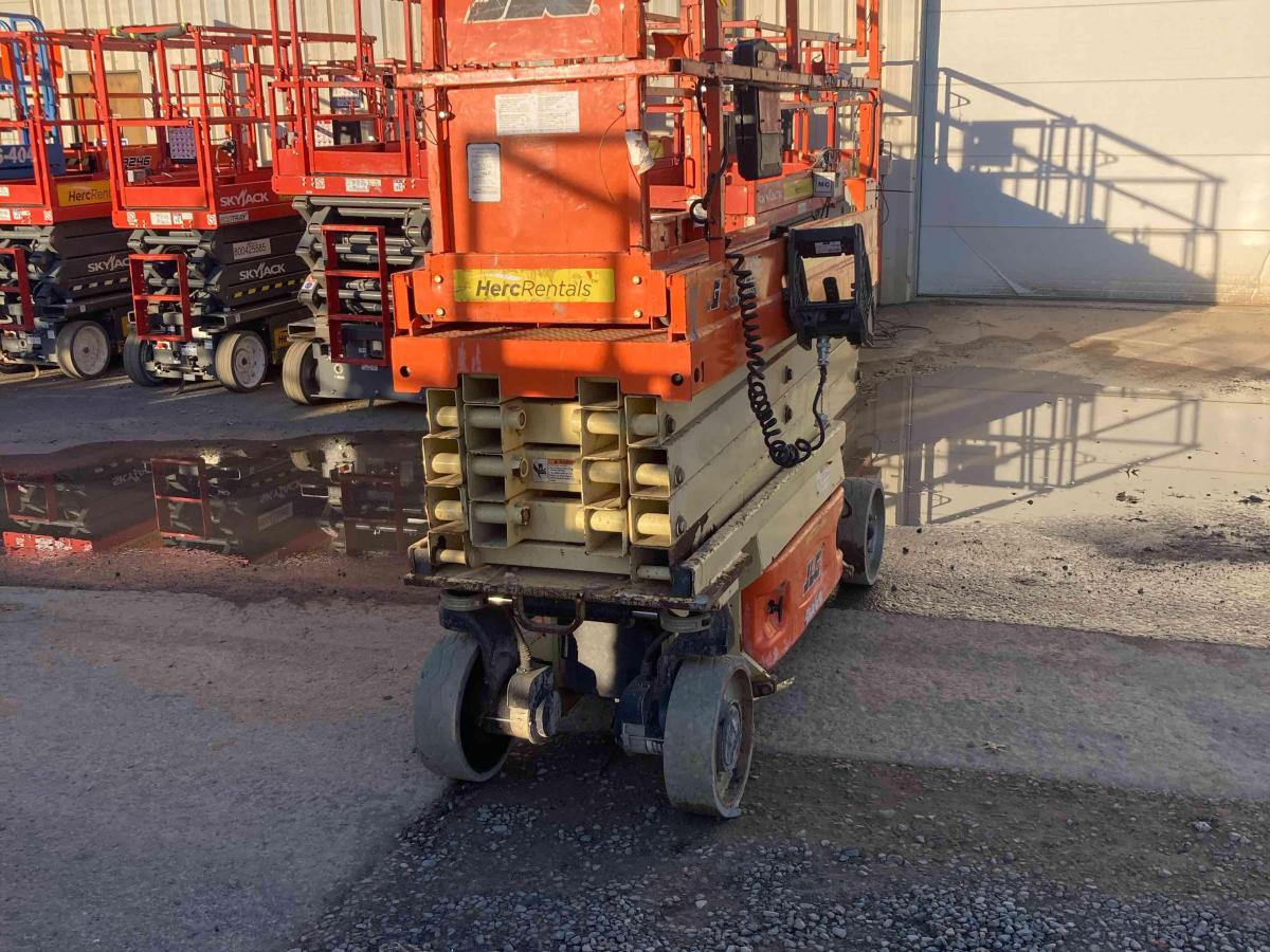 2015 JLG 2632ES