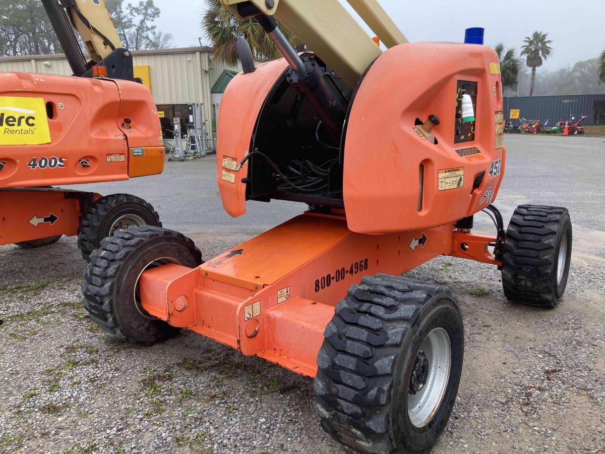2013 JLG 450AJ
