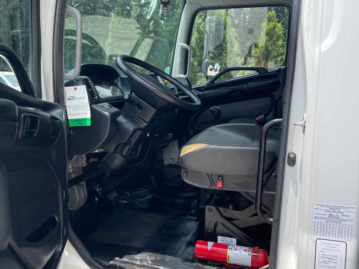 2018 Hino 268-11