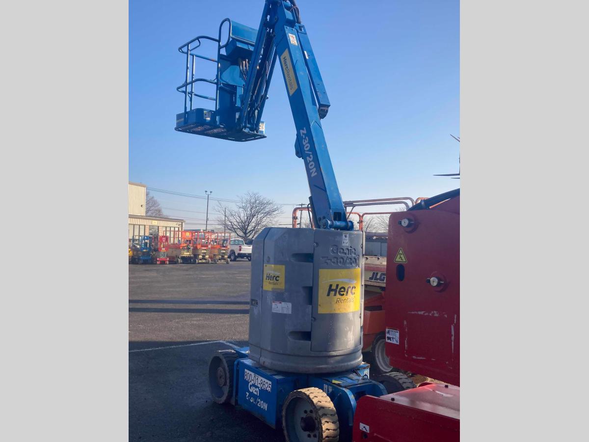 2014 Genie Z-30/20 N