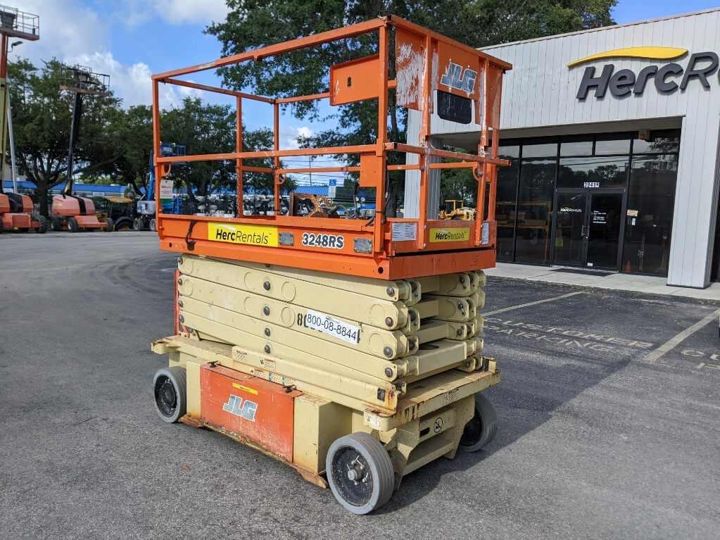 2016 JLG 3248RS