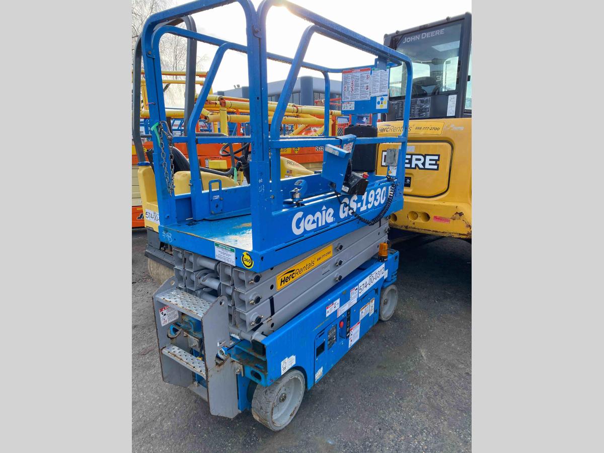 2013 Genie GS-1930
