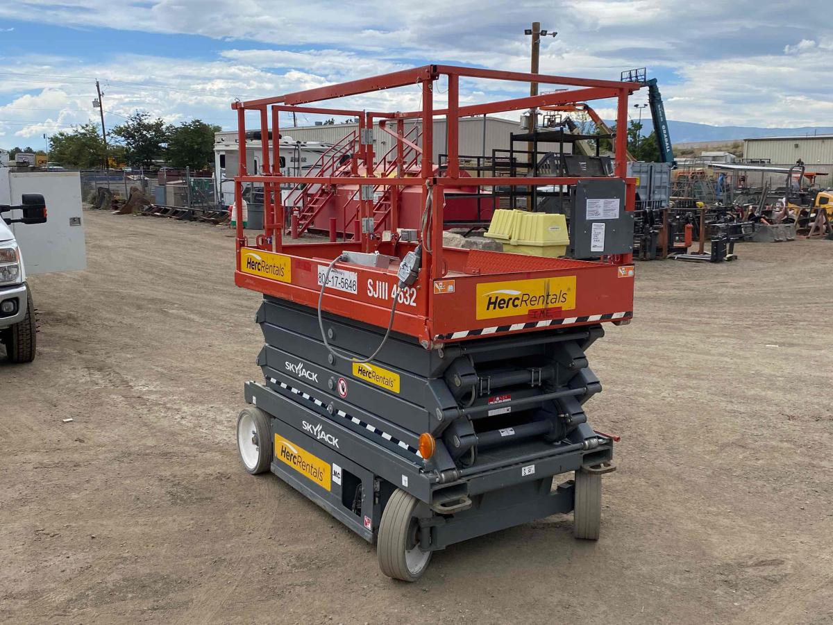 2017 Skyjack SJ4632