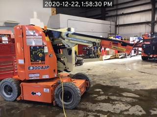 2015 JLG E300AJP