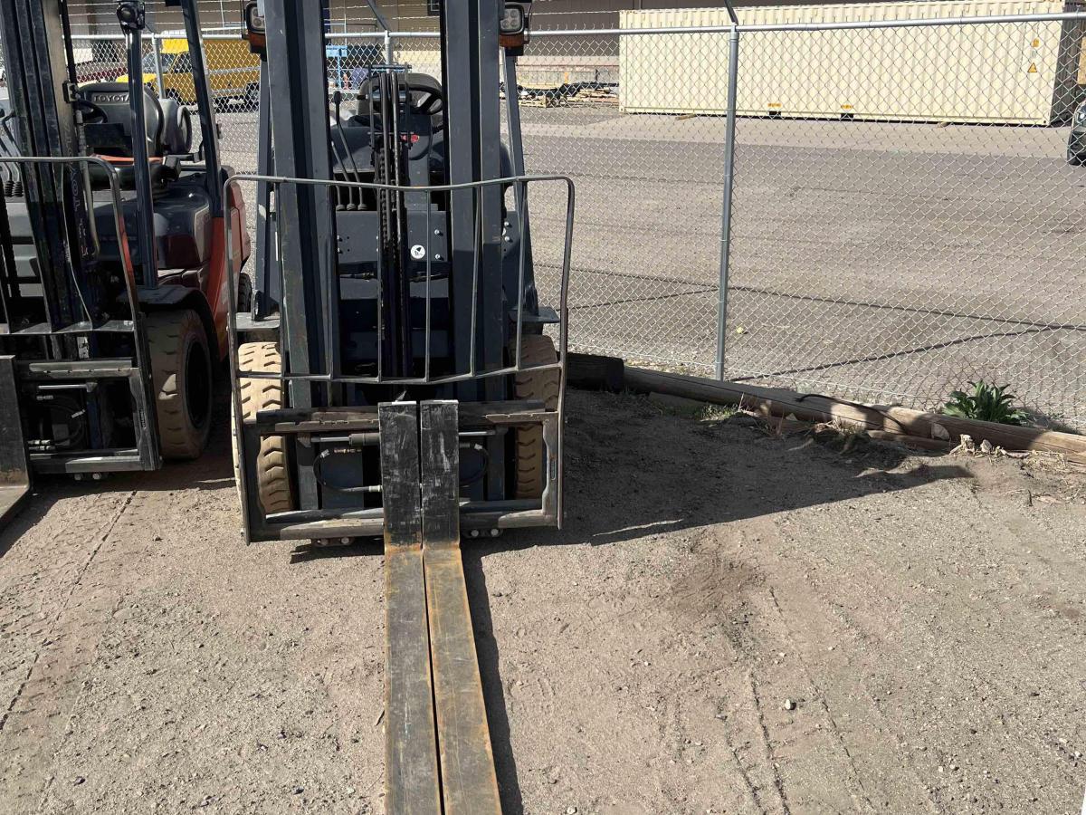 2021 Tailift FG25P