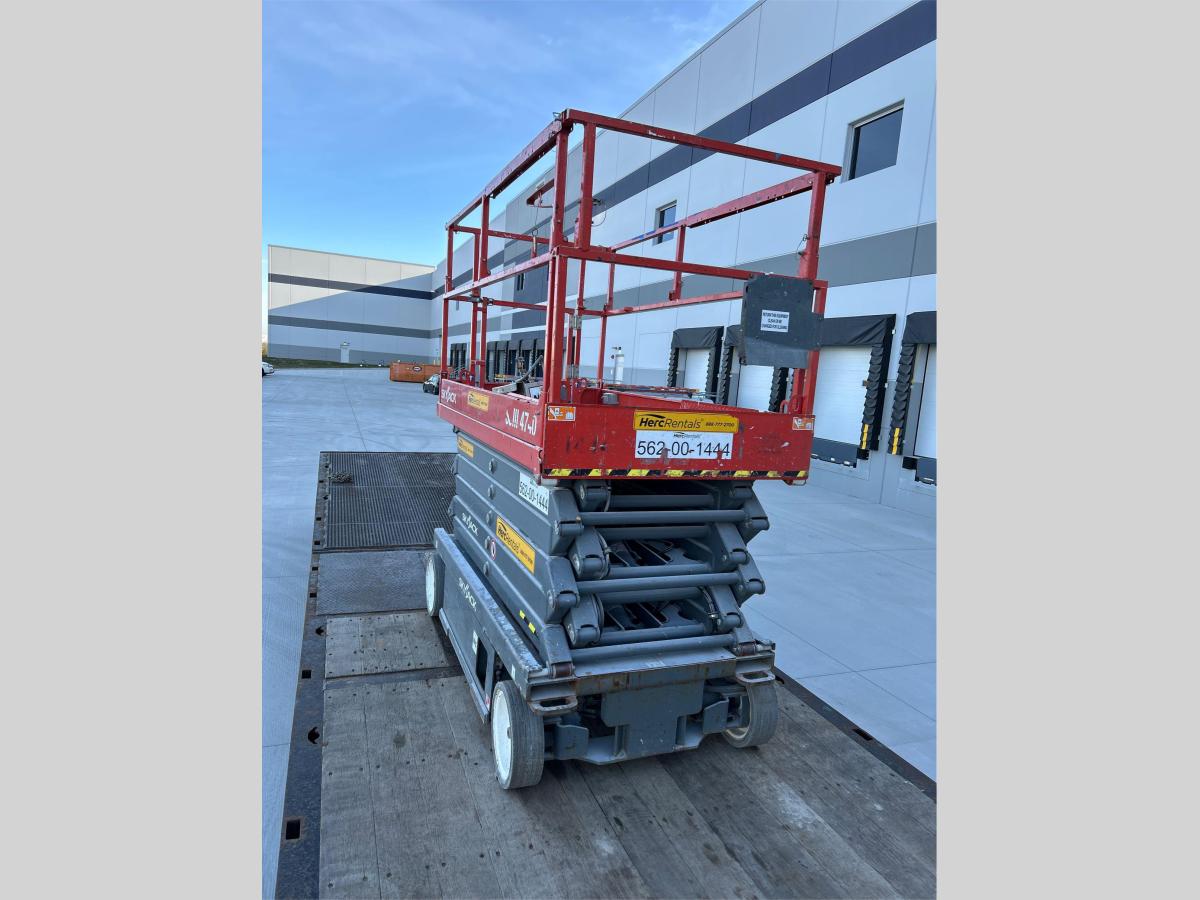2017 Skyjack SJ4740-2