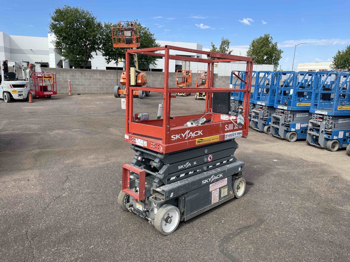 2017 Skyjack SJ3219-3