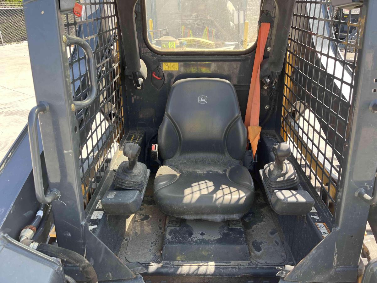 2021 John Deere 317G