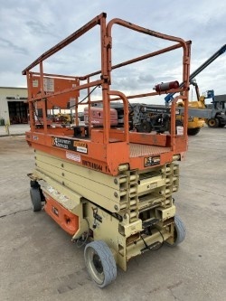 2018 JLG 3246ES-3