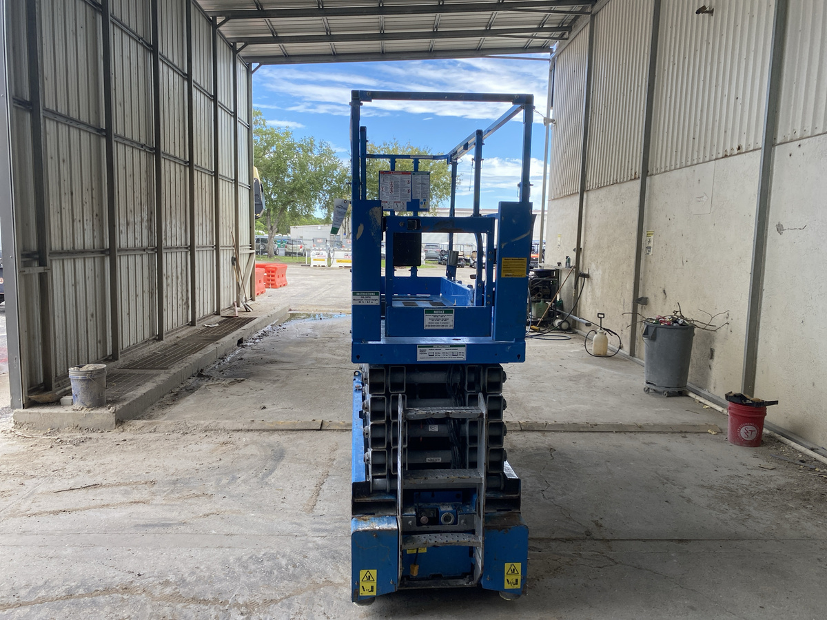2019 Genie GS-3232-6