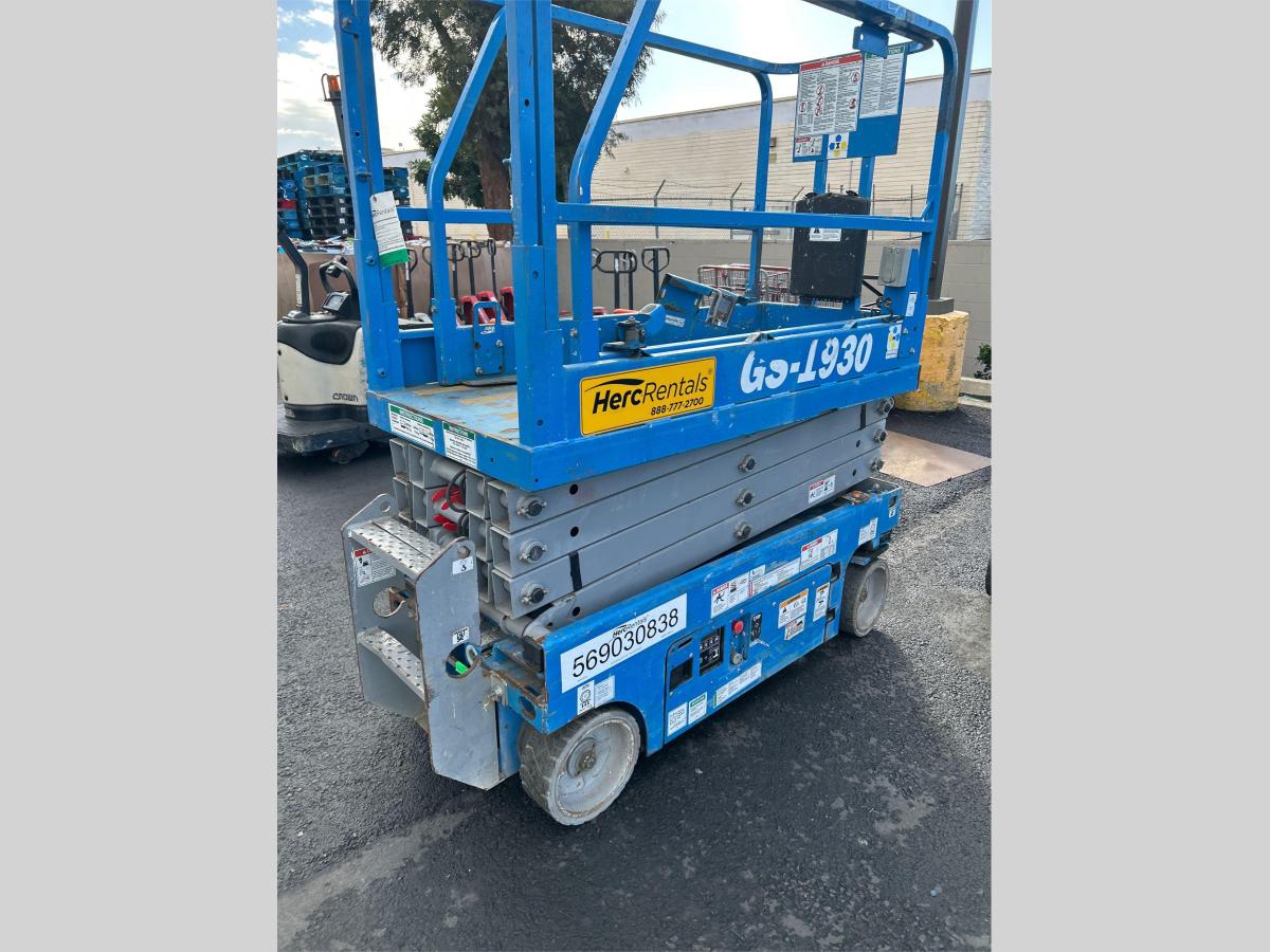 2019 Genie GS-1930