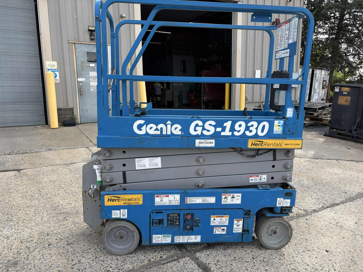 2019 Genie GS-1930