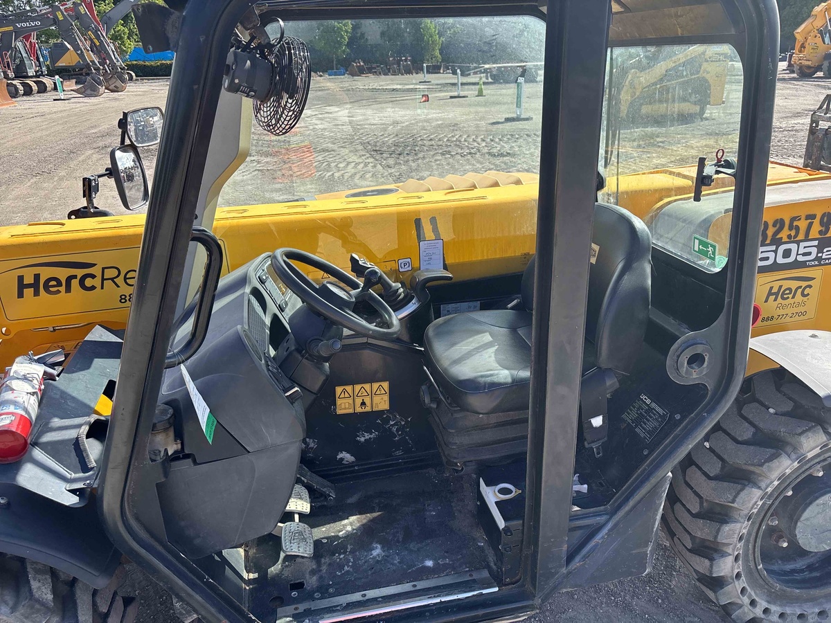 2021 JCB 505-20 TC-4