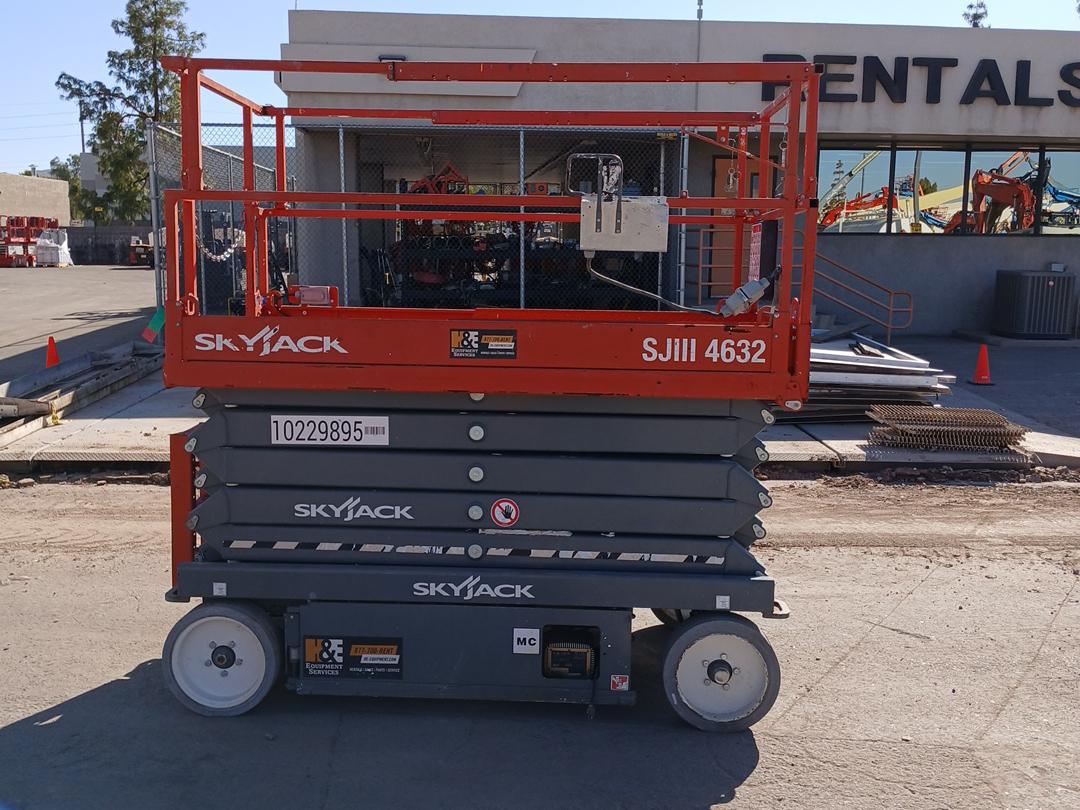 2017 Skyjack SJ4632