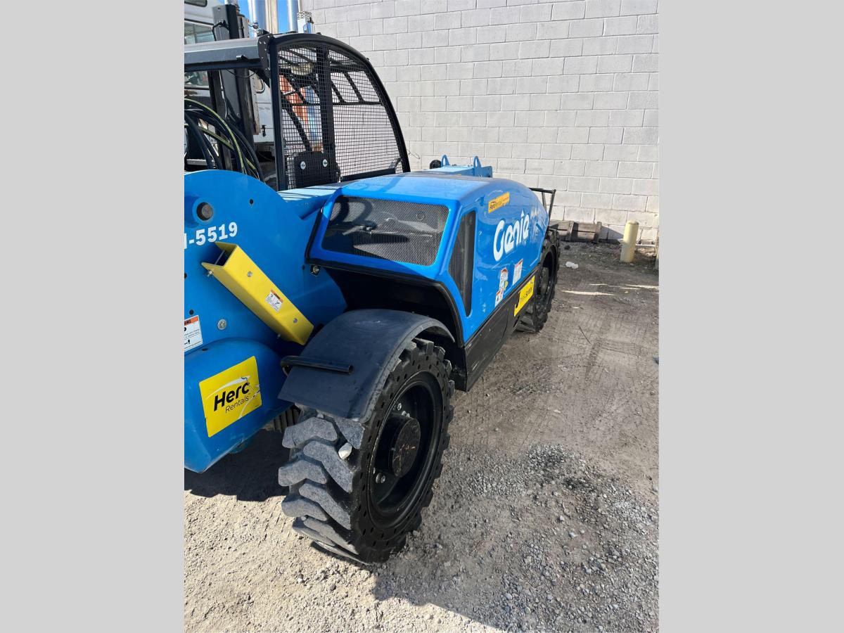 2018 Genie GTH-5519
