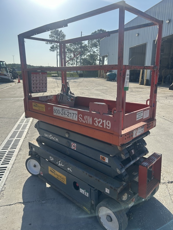 2019 Skyjack SJ3219