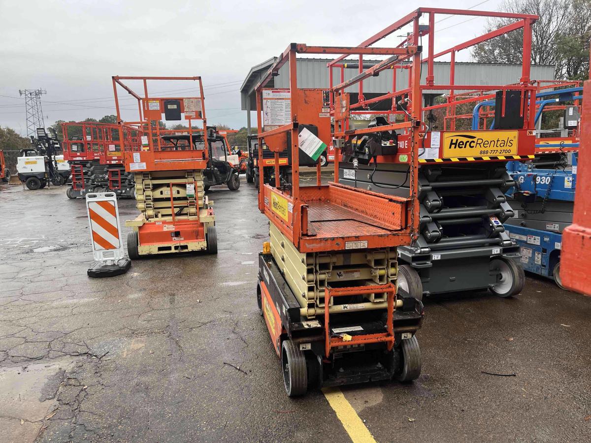 2018 JLG 1932R