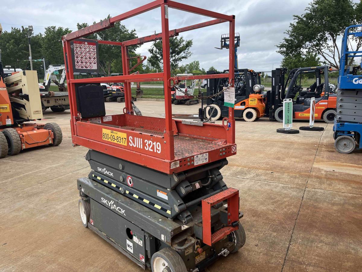 2016 Skyjack SJ3219
