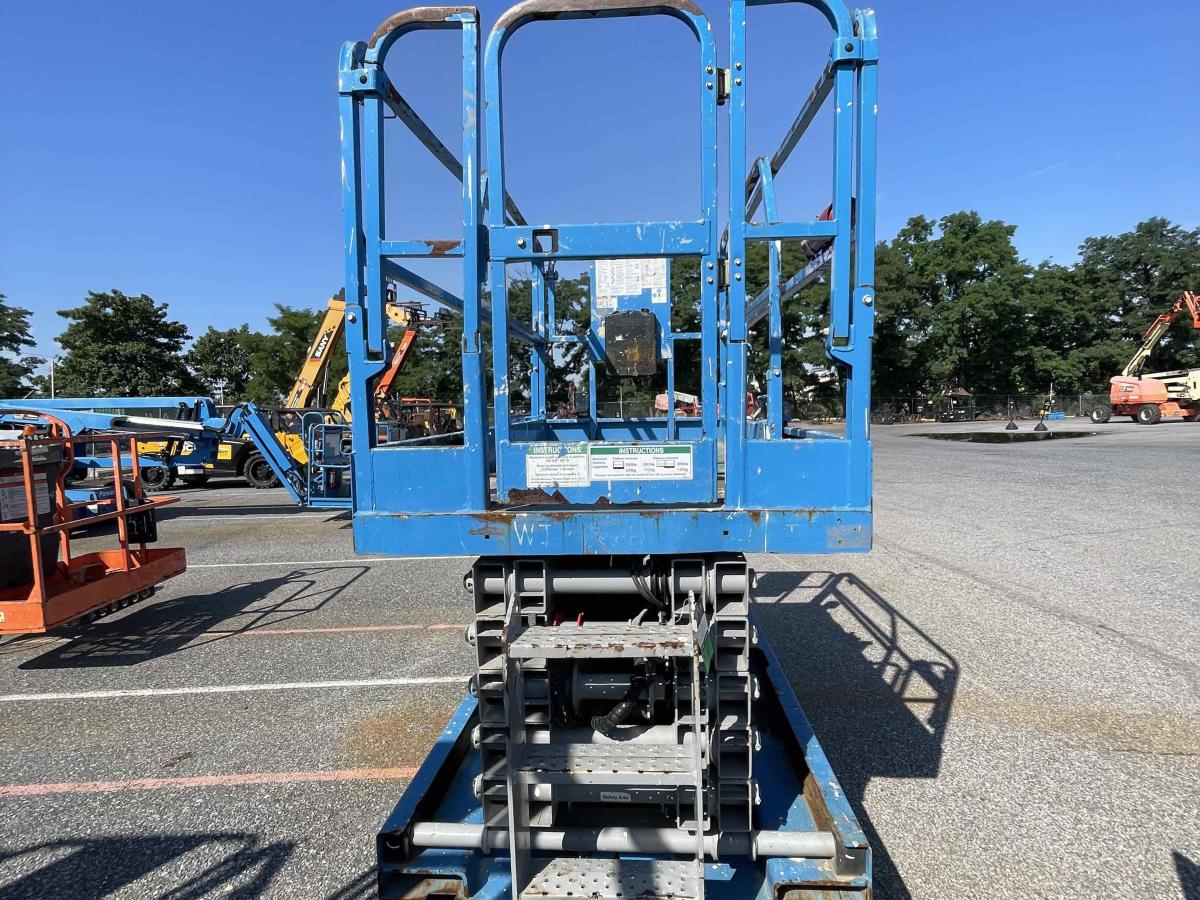2018 Genie GS-4047-2