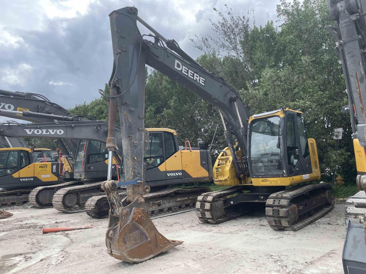 2019 John Deere 135G