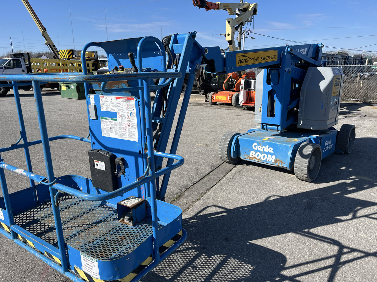 2013 Genie Z-34/22 N
