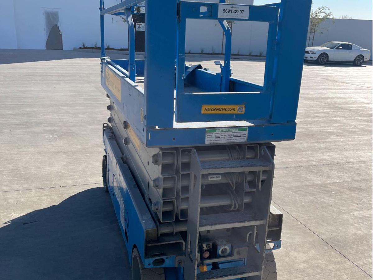 2018 Genie GS-2632