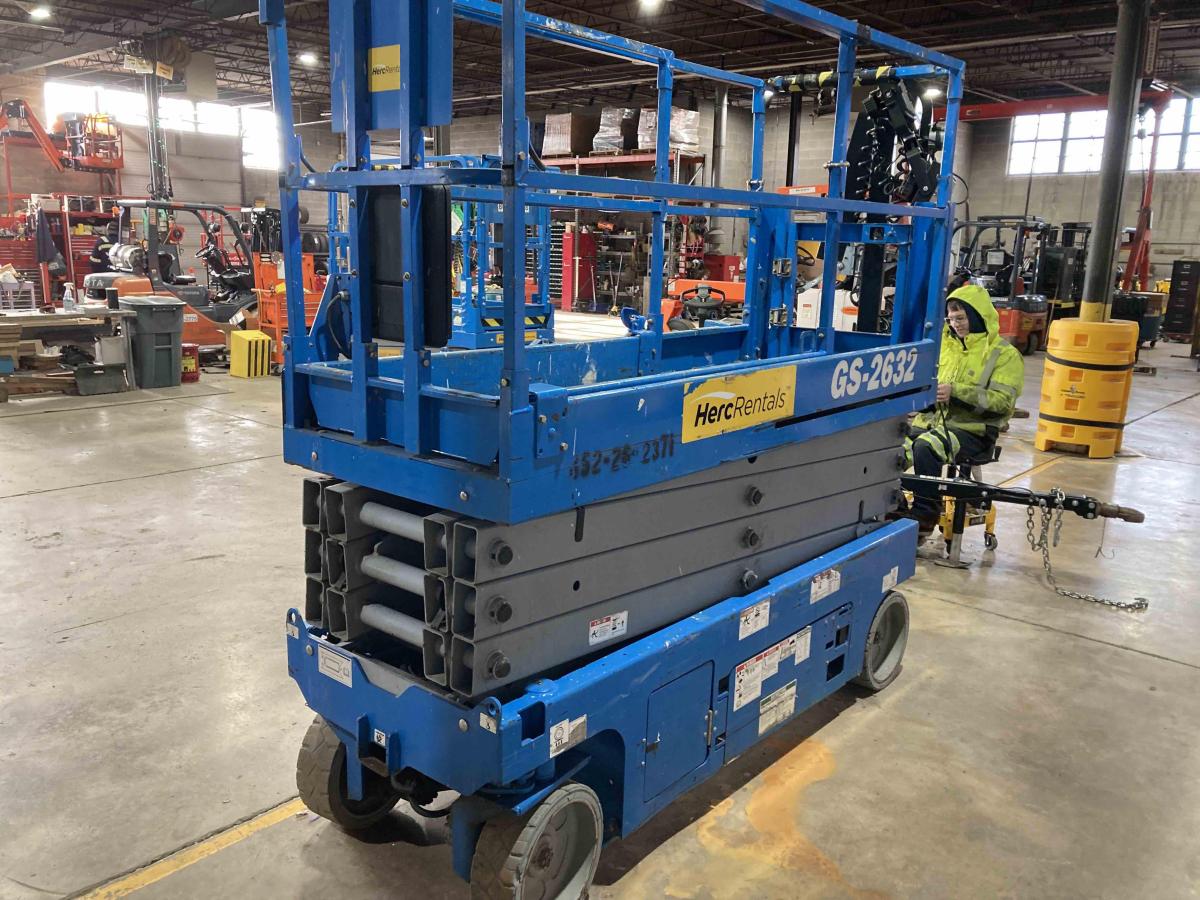 2013 Genie GS-2632