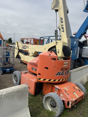 2021 JLG E400AJPN-5