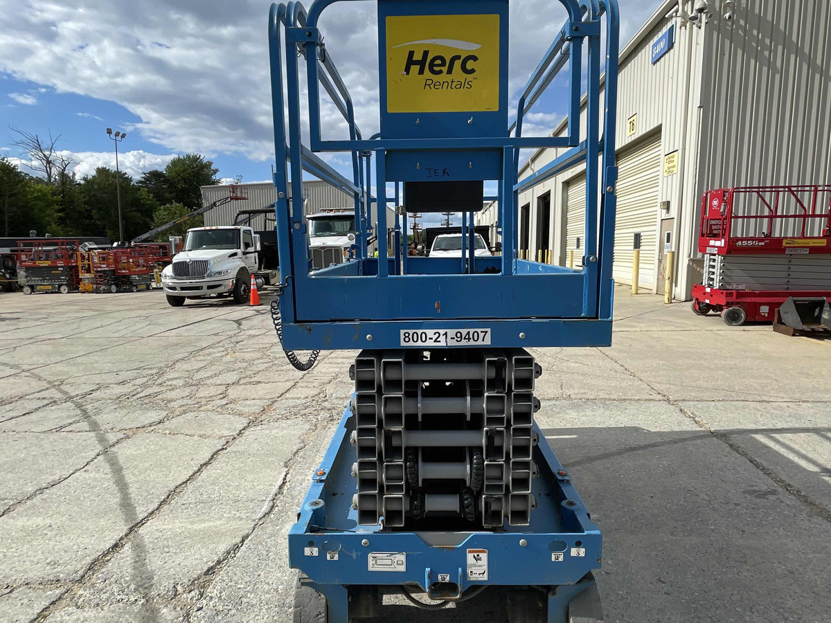 2018 Genie GS-4047-2