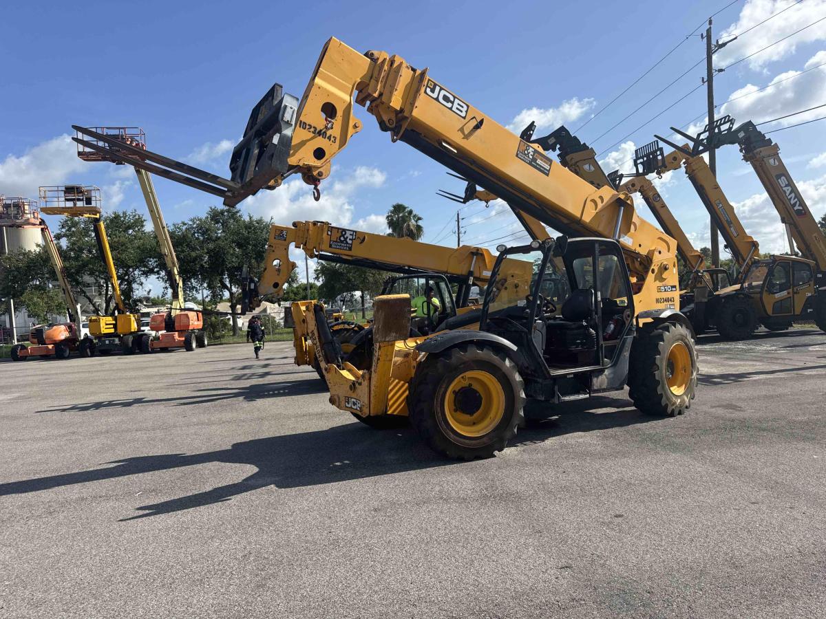 2018 JCB 510-56