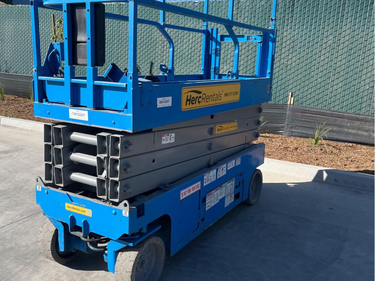 2018 Genie GS-2632