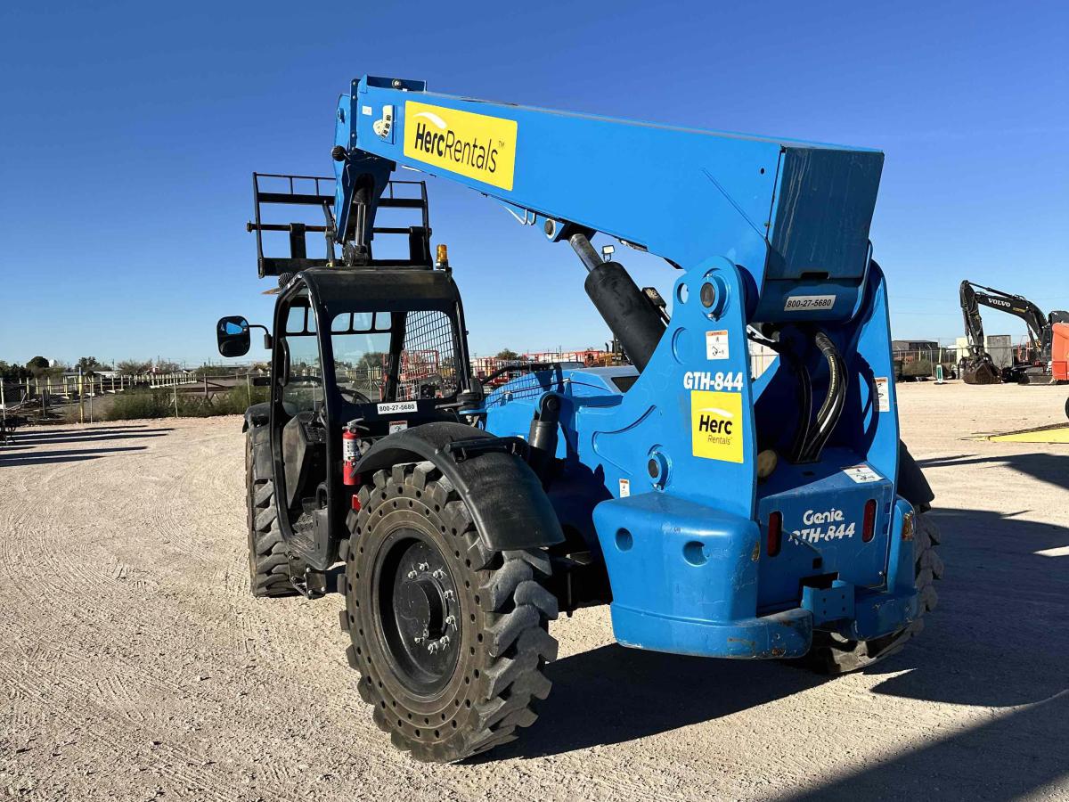 2020 Genie GTH 844