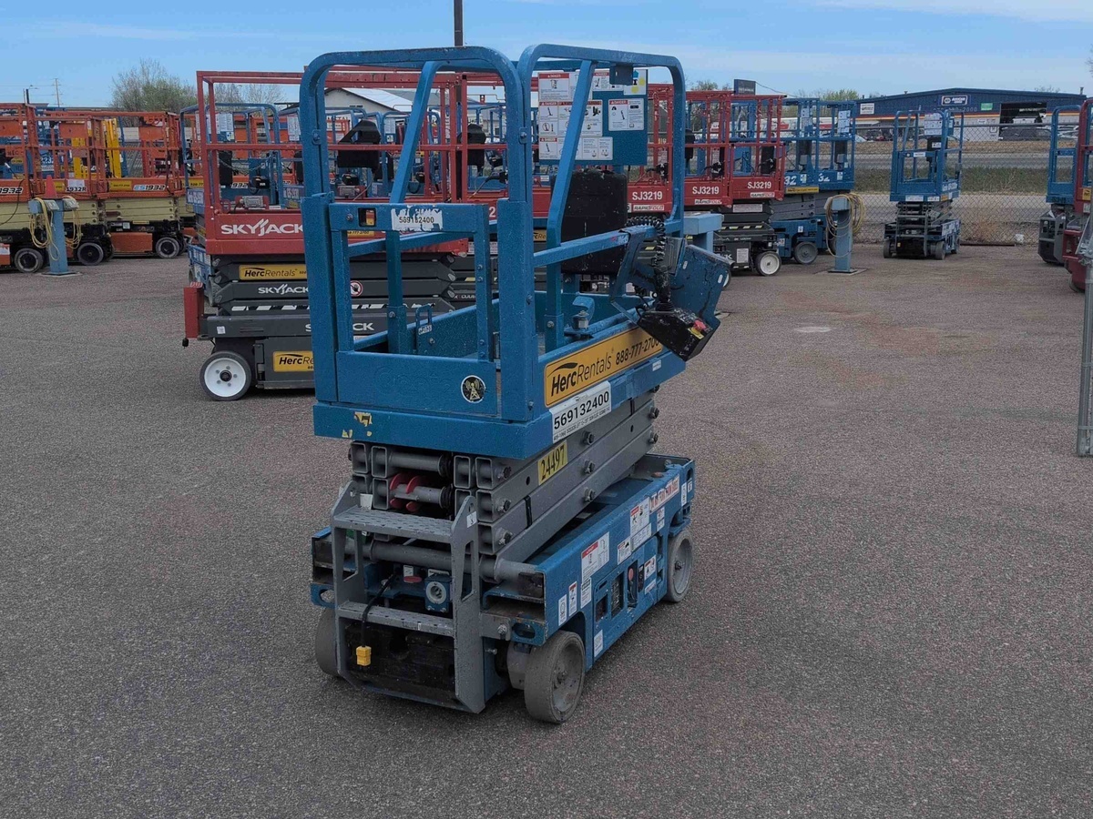 2019 Genie GS1330M-4