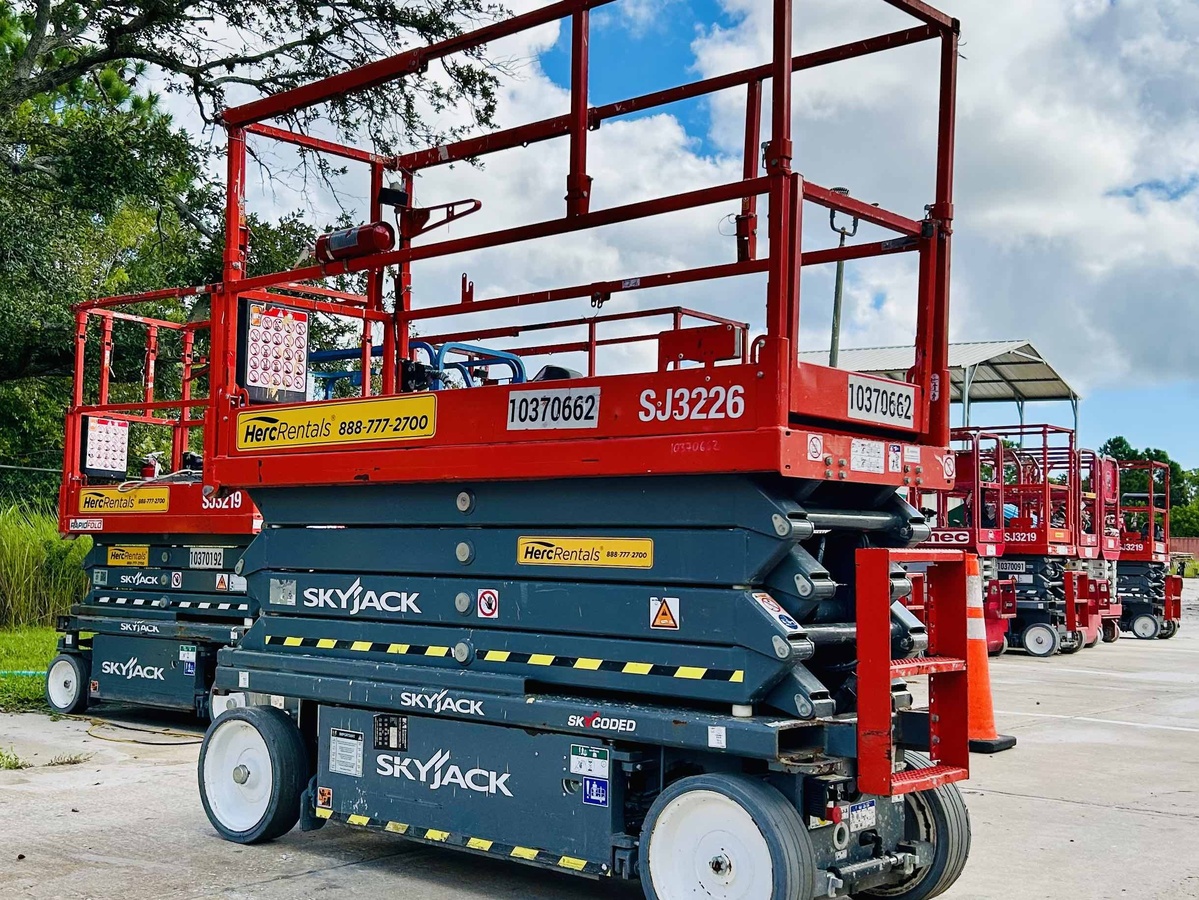 2022 Skyjack SJ3226-2