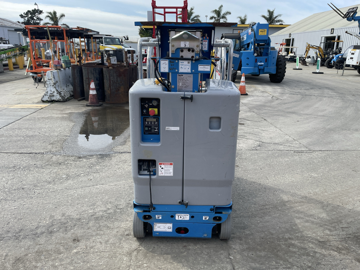 2019 Genie GR-12