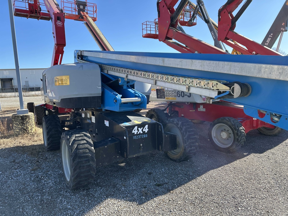 2018 Genie S-65-8