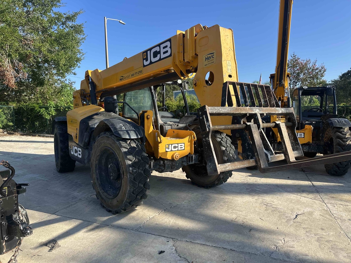 2021 JCB 509-42-3