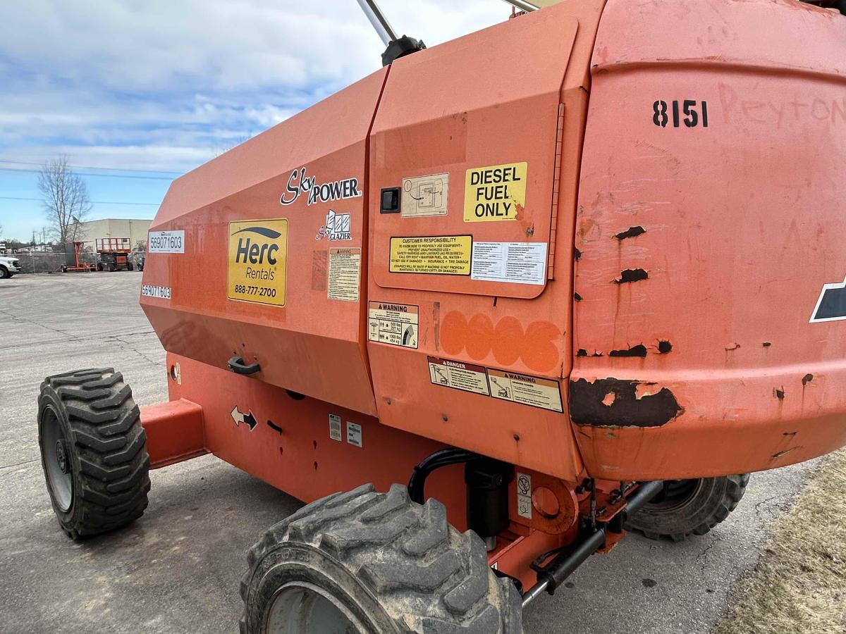 2015 JLG 600S