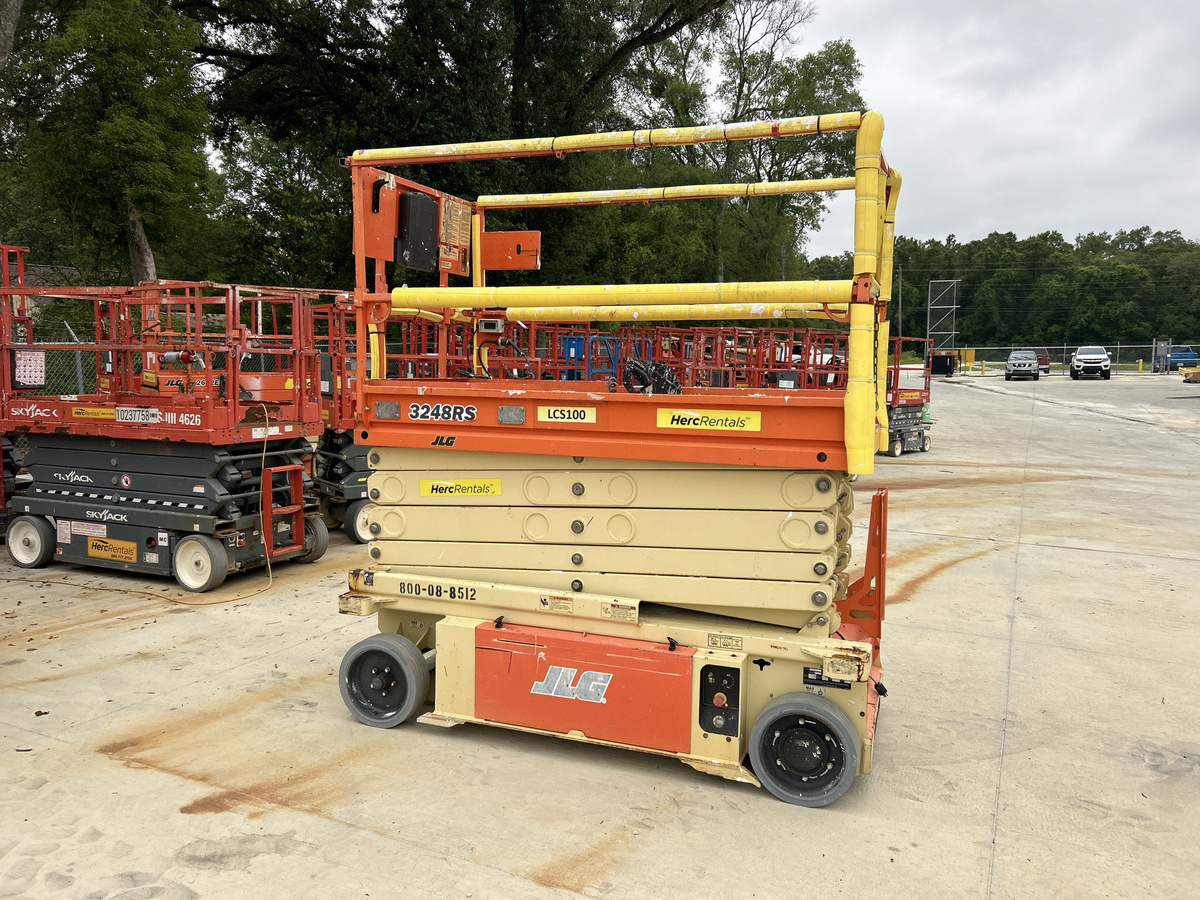 2016 JLG 3248RS-4