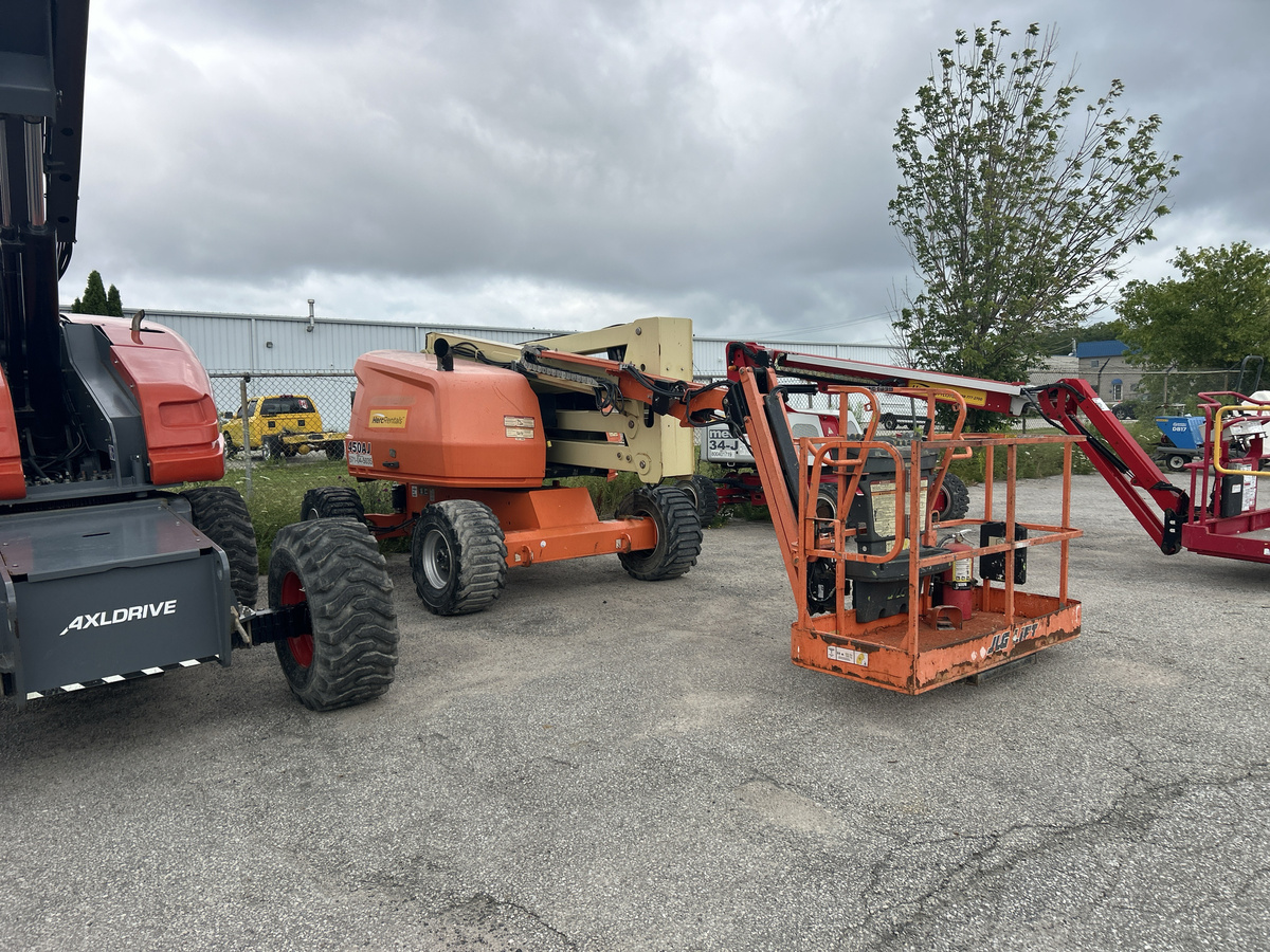 2016 JLG 450AJ-2