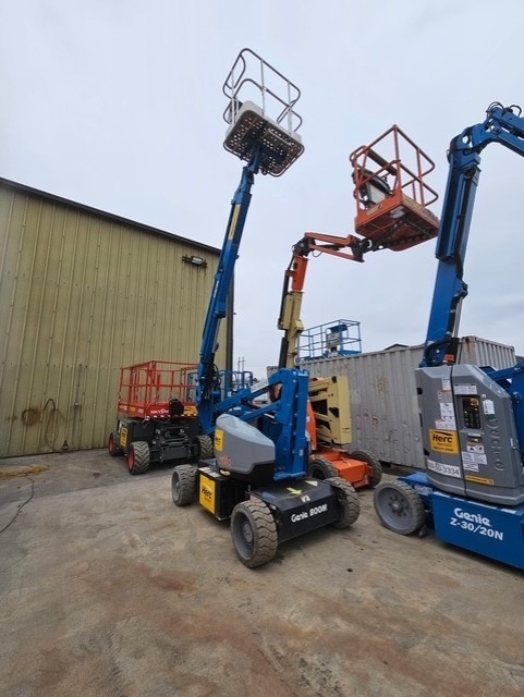 2017 Genie Z-33/18