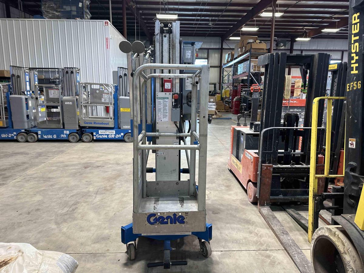 2021 Genie AWP-30S