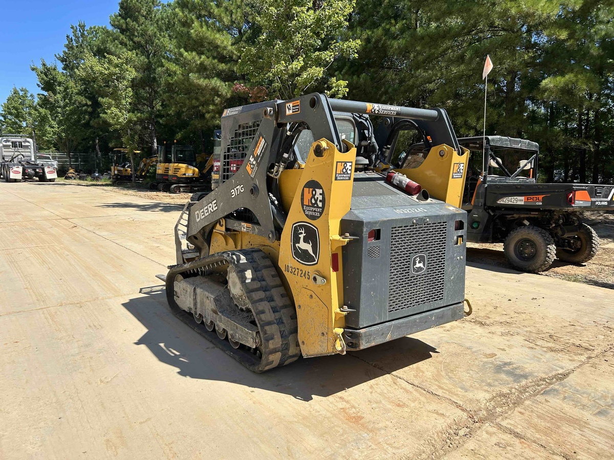2021 John Deere 317G-4