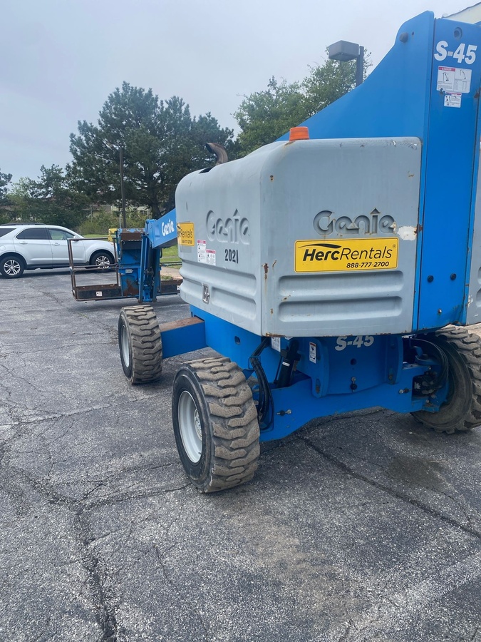 2018 Genie S-45-3