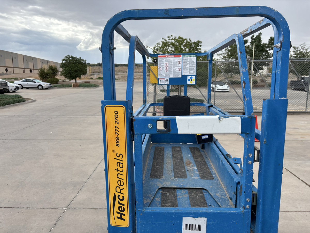 2017 Genie GS-1930-8