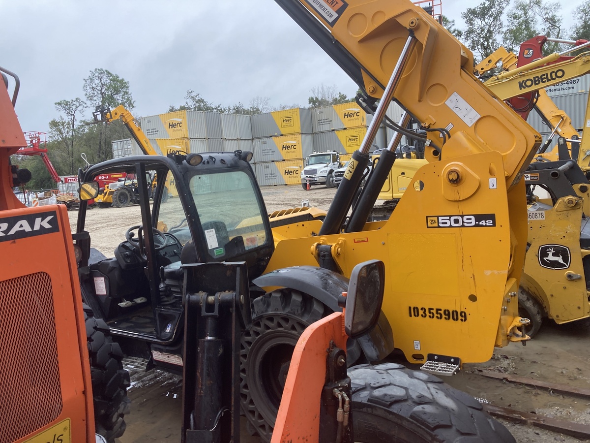 2022 JCB 509-42-3