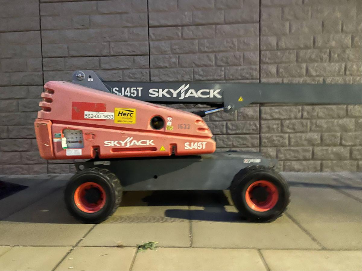 2018 Skyjack SJ45 T
