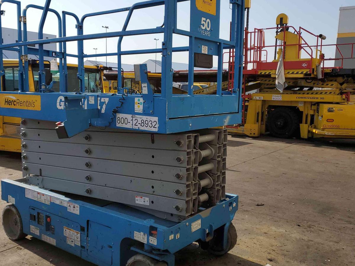 2016 Genie GS-4047