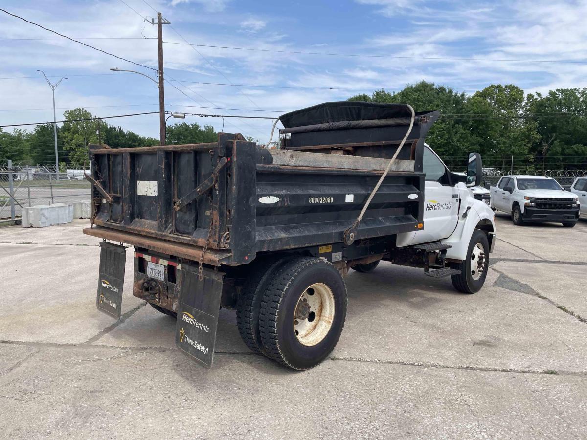 2015 Ford F650