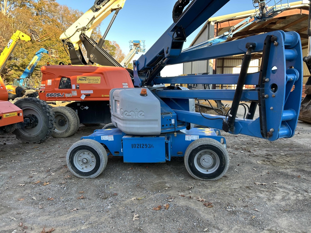 2017 Genie Z-45/25-2